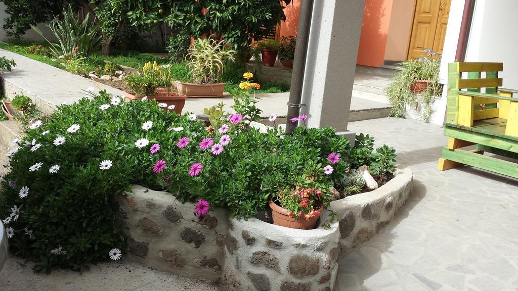 B&B Perdalonga Ghilarza Exterior foto